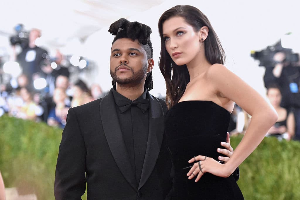 <b>Bella Hadid</b>
<br>La supermodelo Bella Hadid y el cantante 
<b>The Weekend </b>fueron captados muy cariñosos en 2015, pero para 2017 anunciaron su separación.