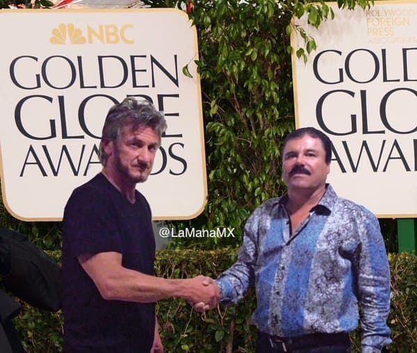 Posando en los Globos de Oro.