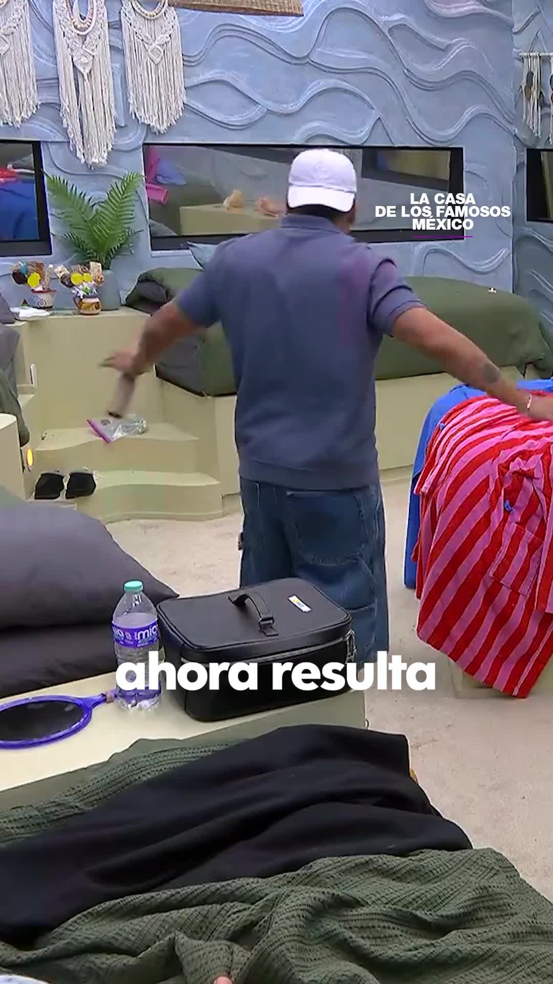 Ese YA NO PUEDE CANTAR MONO DE ALAMBRE para evitar conflictos