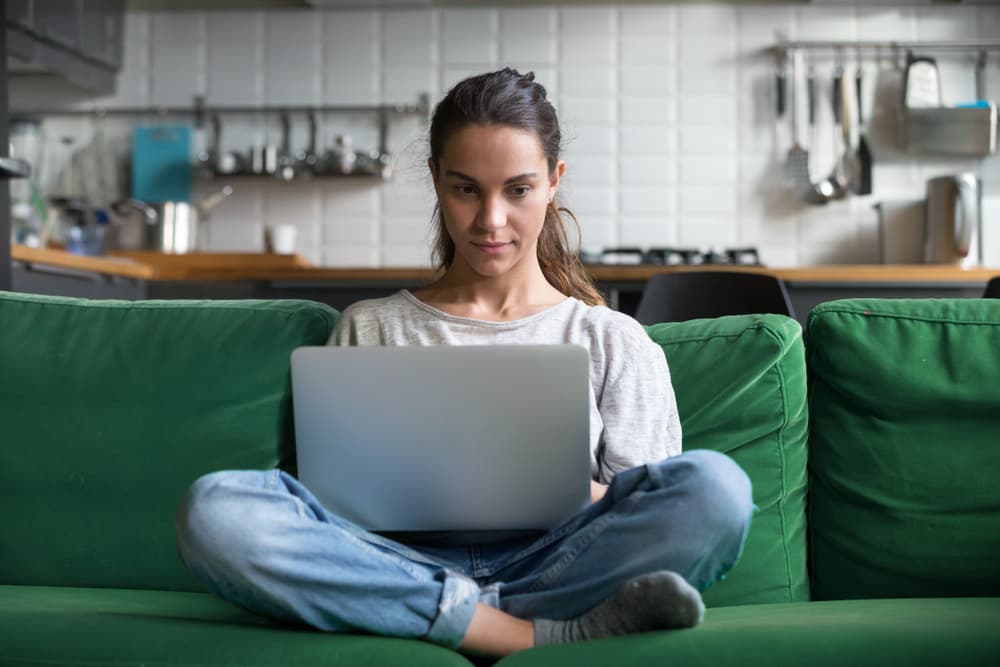 <b>CAPRICORNIO</b>
<br>Tal vez se tomen el 'home office' demasiado en serio, y cueste trabajo de todas formas desconectarse de la vida online. Si es el caso, pueden buscar en diversos sitios que están ofreciendo cursos gratis (como varias universidades) o tomar tours virtuales de museos.