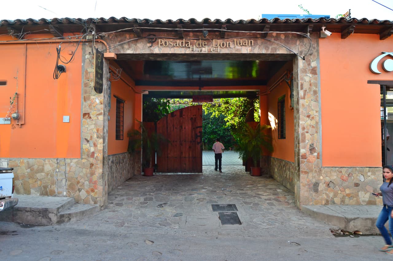La Posada Don Juan en Gracias, Lempira, es propiedad de la familia Hernández.