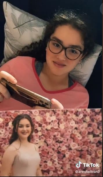 Emily Cinammon nació en el 2007, cuando Álvarez tenía tan solo 16 años.