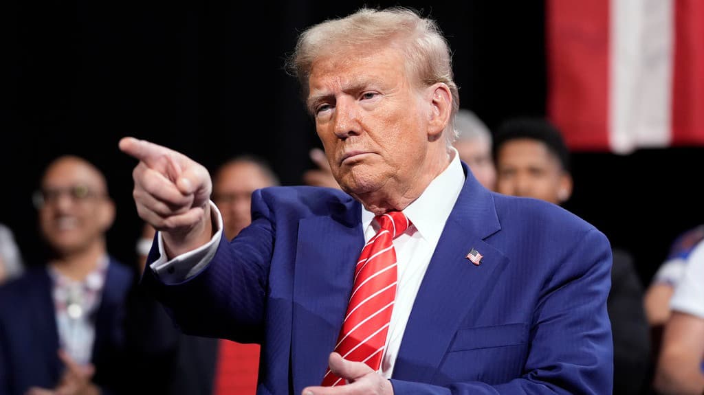 En un minuto: Trump responde a votantes latinos indecisos en el 'town hall' de Univision Noticias
