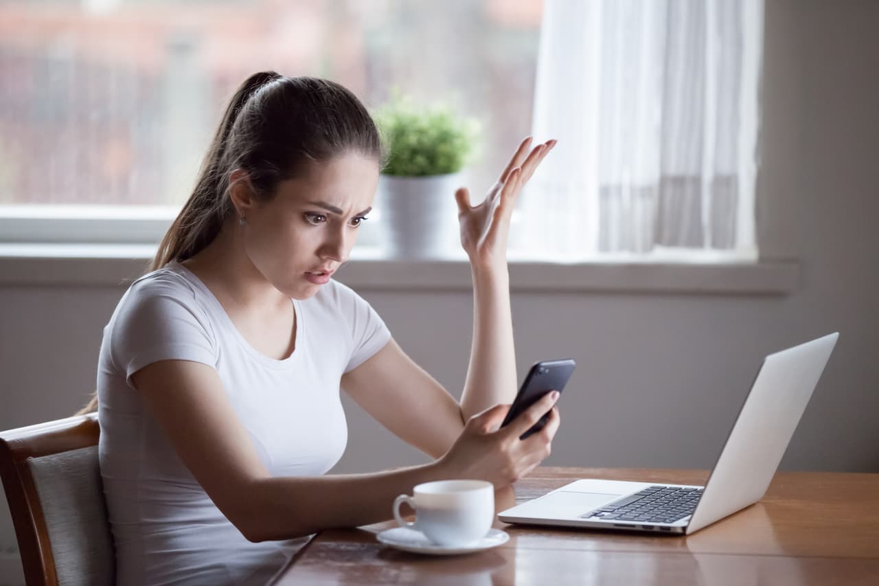 El Buro de Mejores Negocios BBB, emite las siguientes recomendaciones a los consumidores en base a su reporte anual: "online purchasing scams". 
<br>