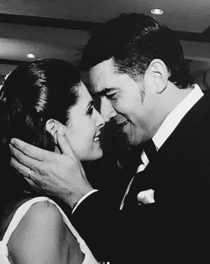 El pasado 28 de febrero 
<b>Mayrín </b>celebró su noveno aniversario junto al actor con una tierna publicación en Instagram.