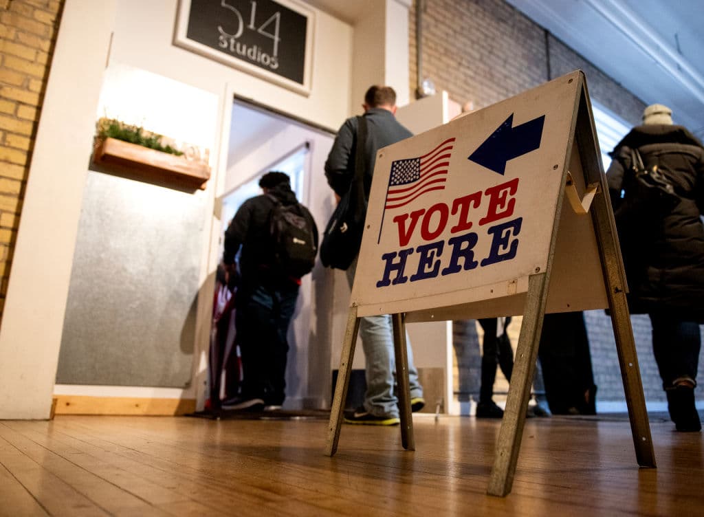  Proposición 13, el proyecto a votación que busca destinar millones de dólares a distritos escolares en California