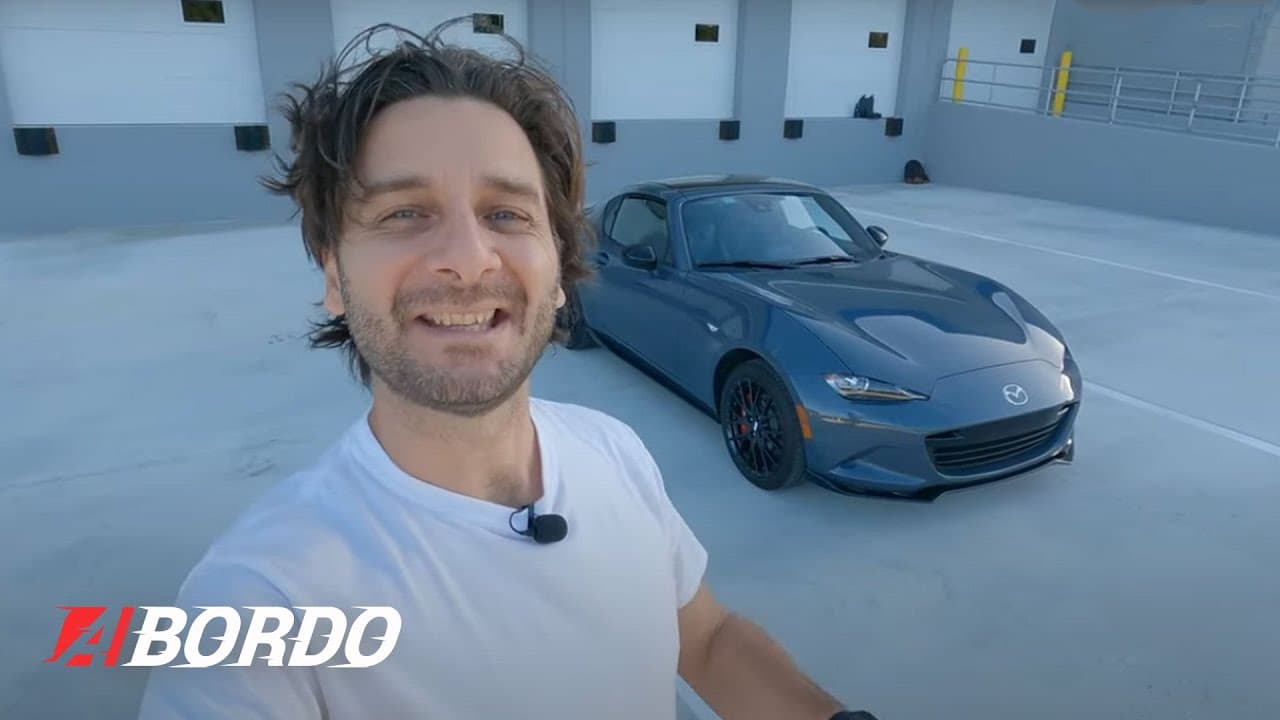 5 Minutos A Bordo del Mazda MX-5 Miata 2021 | Univision A Bordo
