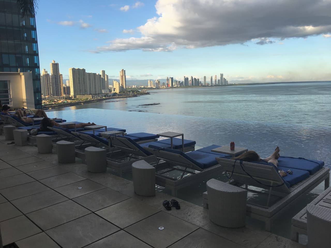 Una de las cuatro piscinas del complejo que también tiene casino, tiendas y tres restaurantes.