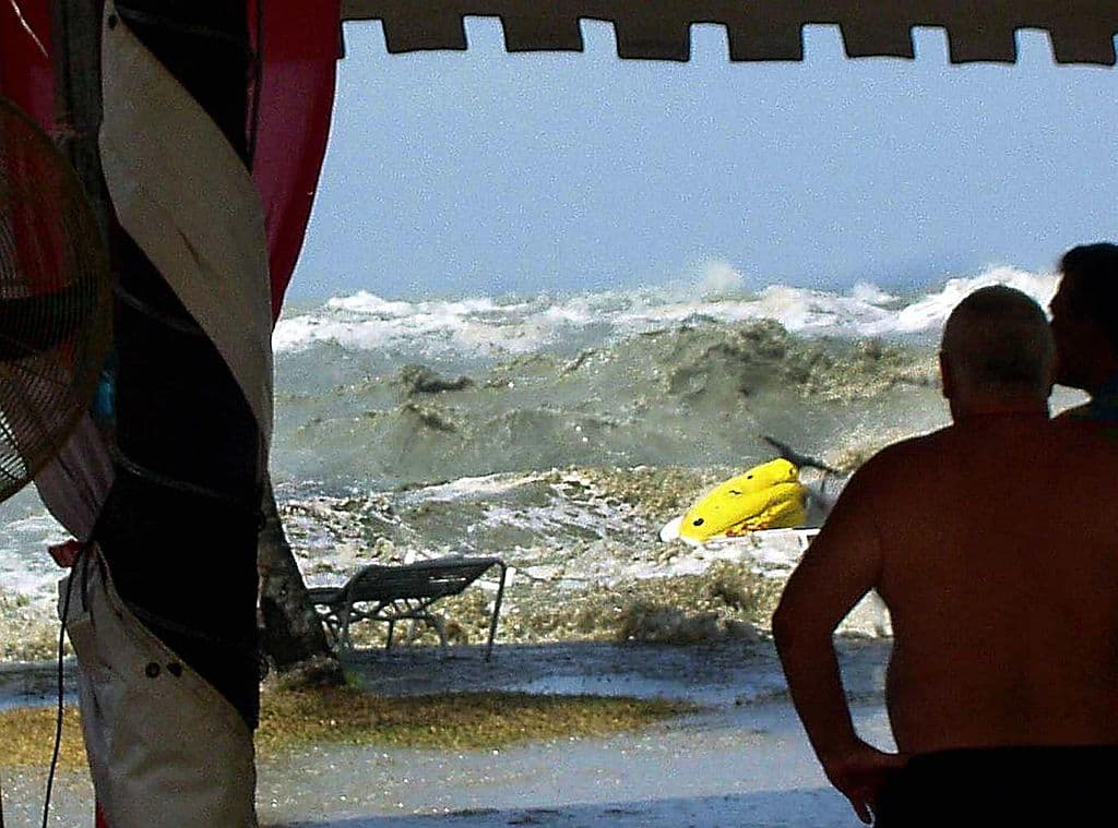 Un terremoto de magnitud 9.1 impactó la región el 26 de diciembre y desencadenó una serie de olas que arrasaron las costas de Indonesia y Tailandia.