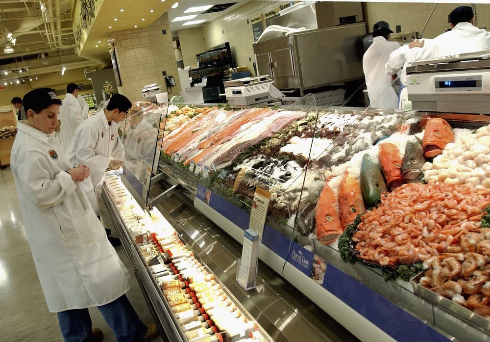 <b>Pescados y mariscos. </b>La lista de productos que se verá afectada es muy amplia. Entre otros, están las truchas, las carpas o las anguilas vivas. Entre los congelados, hay una gran variedad: salmón, tilapia, lenguado o el rodaballo. También se verán afectadas algunas variedades de ostras, camarones, mejillones y pulpo.