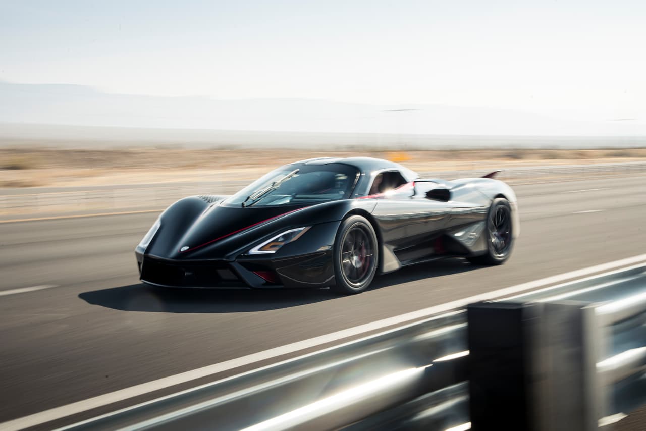 Para hacerse con este título del carro de producción más rápido del mundo, el Tuatara debió cumplir con los siguientes requisitos: