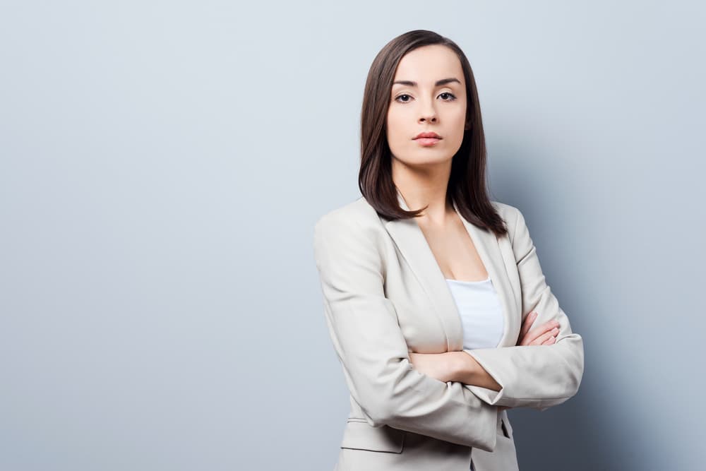 ¿Qué ocurre cuando en lugar de esas hermosas cualidades expresa la parte negativa? Vemos a quien será descuidado e irresponsable, superficial, con muy poco, o ningún tacto social causando situaciones incómodas y embarazosas porque en su obsesión de “soy sincero y digo la verdad siempre aunque duela”. Entonces se vuelve inquieto y con un optimismo ciego e irrealista.