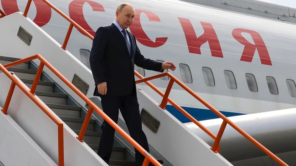 Vladimir Putin llega a Corea del Norte en una inusual visita, la primera al hermético país en 24 años 