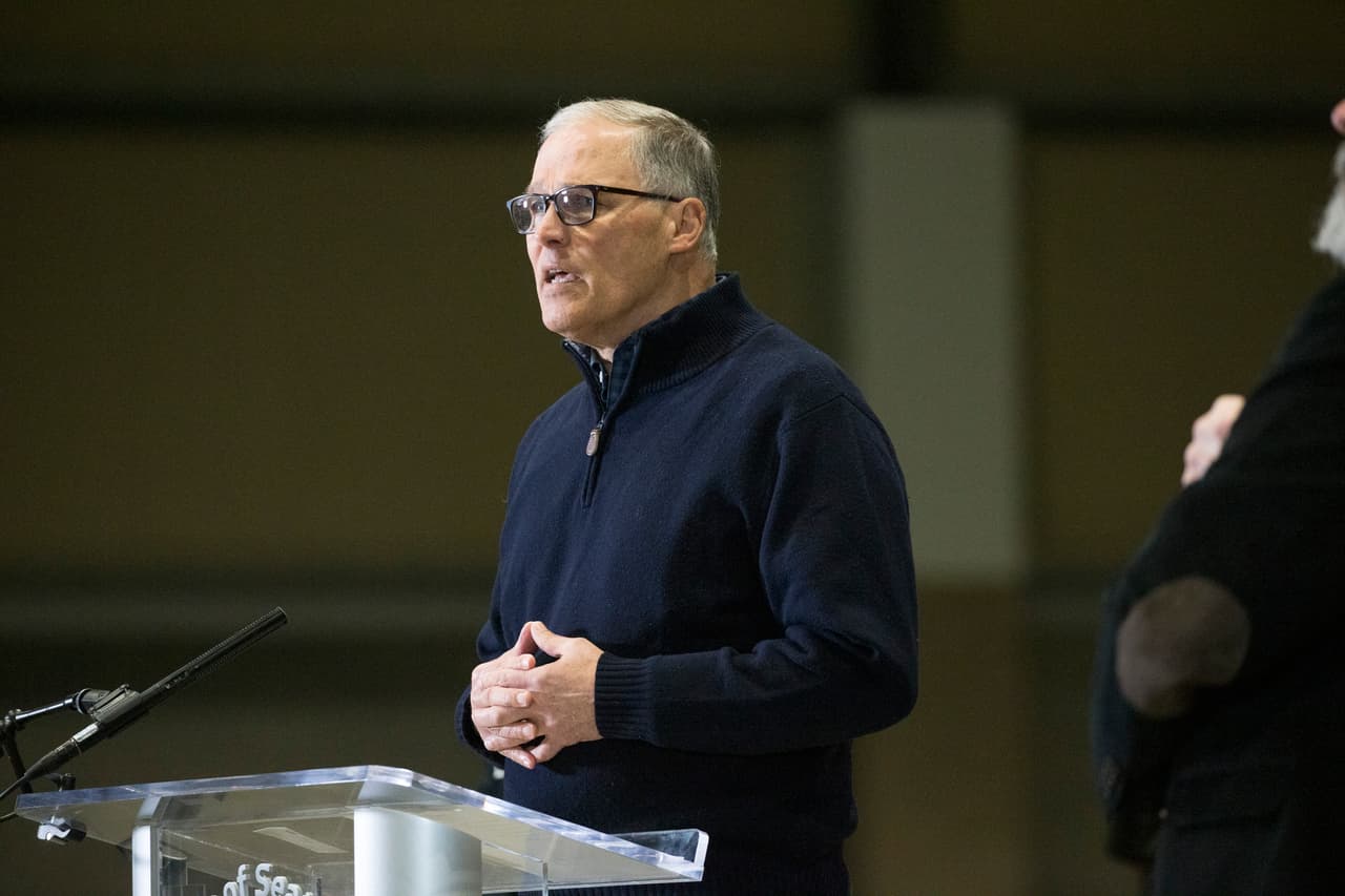 ✅ 
<b>Washington |</b> FEMA anunció el 24 de agosto la aprobación del dinero para el estado. En la imagen, su gobernador, el demócrata Jay Inslee, en una conferencia de prensa el 28 de marzo pasado.