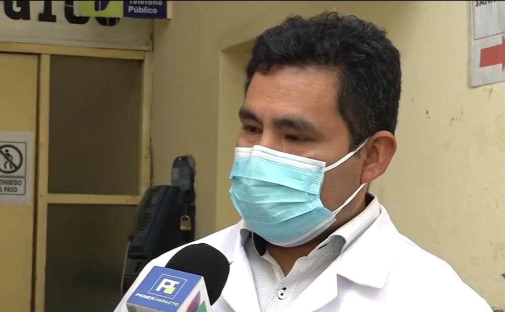La tensión por la primera operación de este tipo en Arequipa fue tal que el neurocirujano encargado, Javier Espinoza, 
<b>tuvo que prepararse física y mentalmente para el reto.</b> “Hice mucho ejercicio para no caer ante la ansiedad”, dice el médico. 
<br>