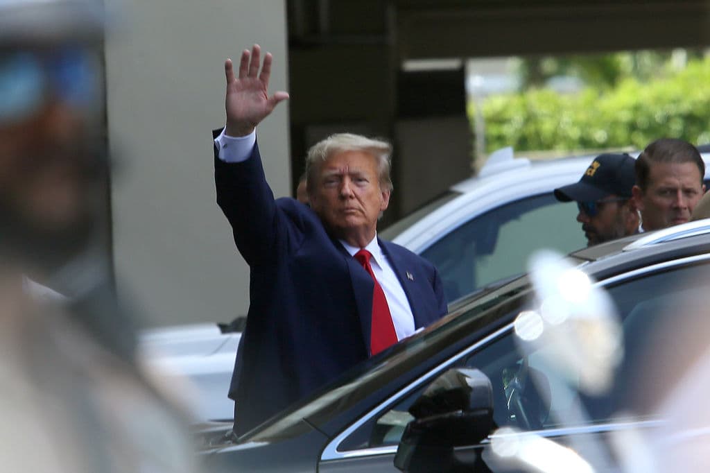 La imputación a Trump por los documentos clasificados: qué impacto tiene que el juicio sea en Miami