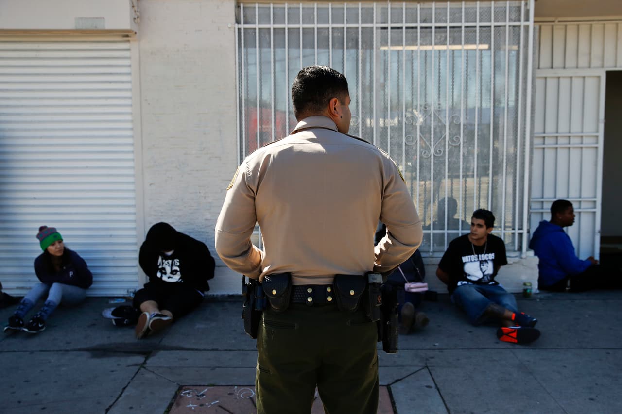 En el puesto 7 se encuentra Compton, California. Tiene 96,000 personas, de las cuales el 40% no está trabajando y el 23% vive en la pobreza.