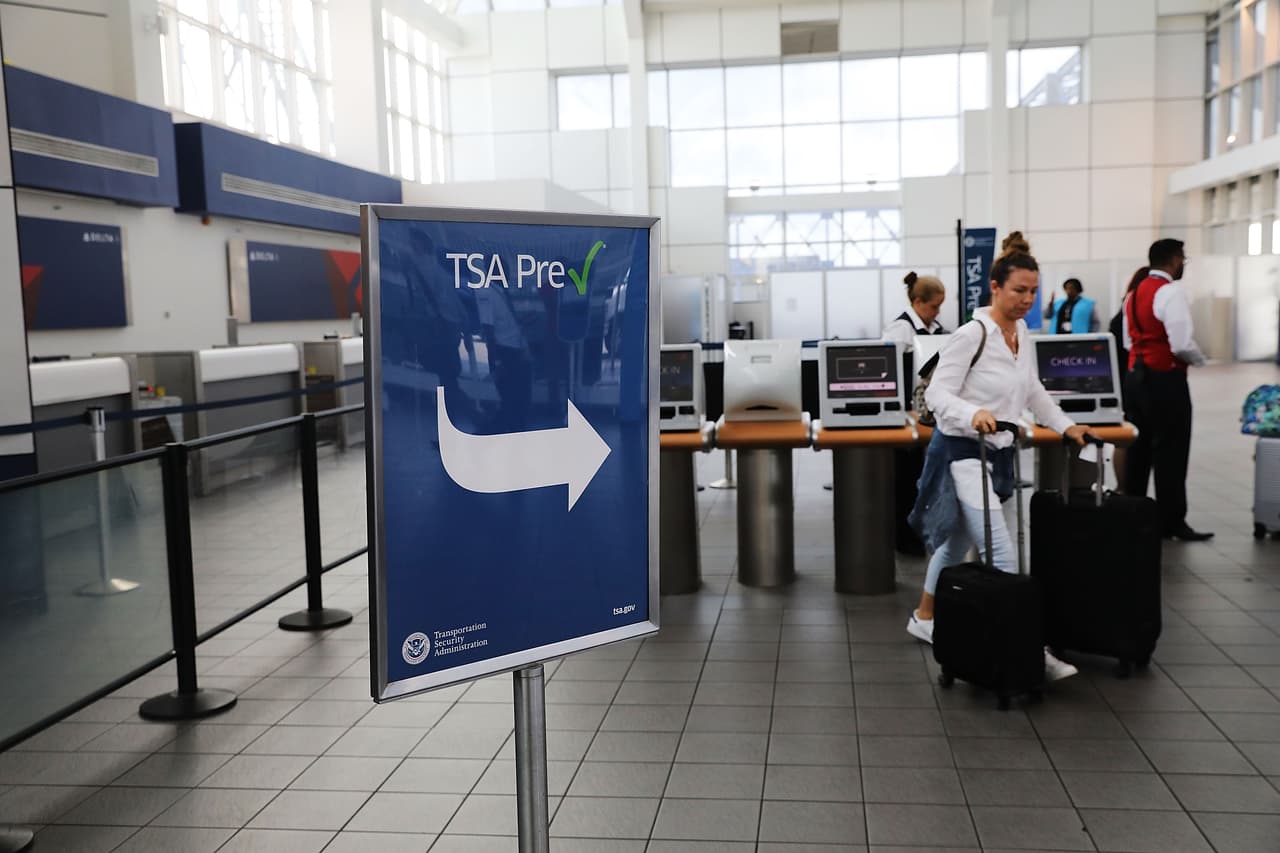 Gobernadora Hochul pone fin al proyecto del AirTrain hacia aeropuerto LaGuardia