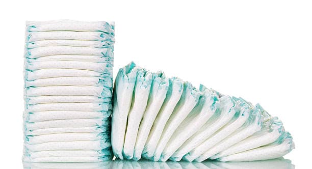 <b>Tener artículos esenciales para el hogar</b>
<br>
<br>Esto incluye cosas como detergente y pañales para los bebés.