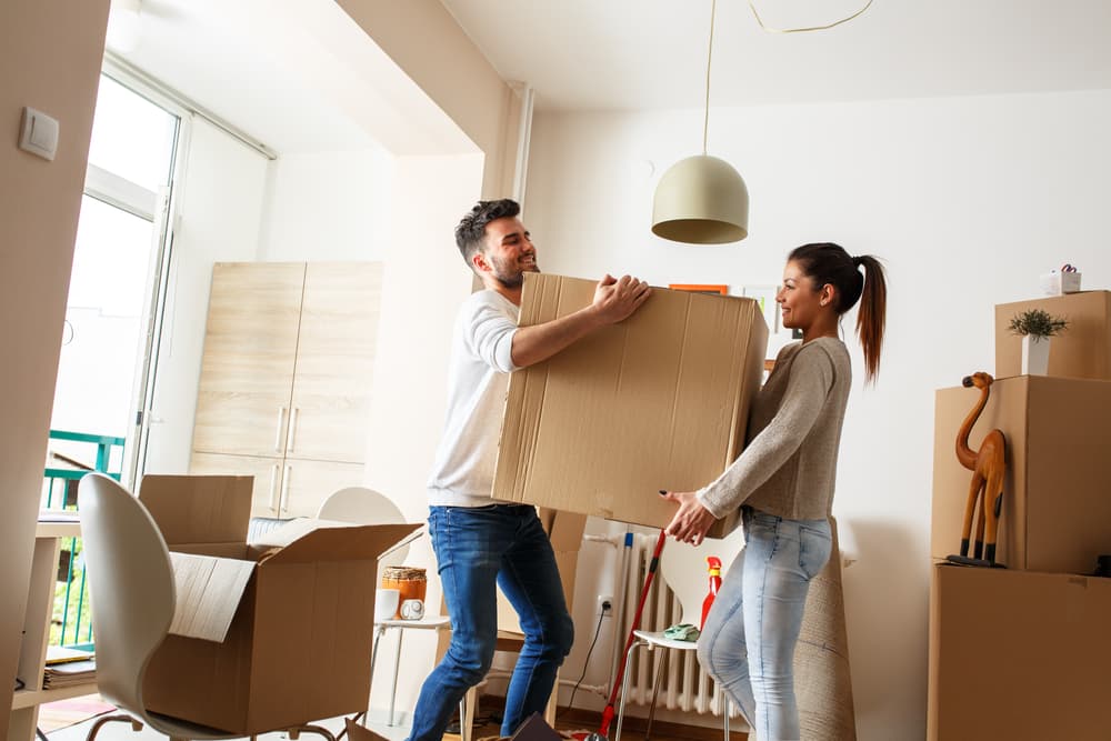 Si tu pareja ama el orden y las cosas bien hechas la relación prosperará y la felicidad te estará envolviendo, pero si ocurre lo contrario entonces tus deseos de que todas las cosas salgan bien, y tu capacidad única para el detalle y descubrir las faltas donde otros no las ven, puede dar al traste con tus ilusiones y sueños.