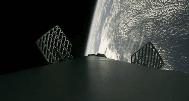 Alerones de la primera fase de la nave.