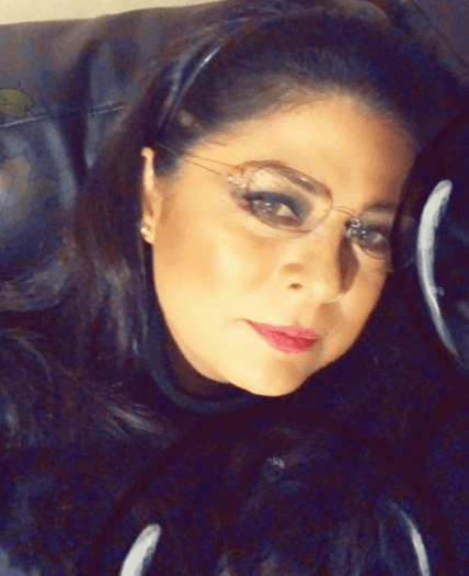 <b>Victoria Ruffo</b>, de 59 años, ha estado en el ojo público por 
<a href="https://www.univision.com/entretenimiento/celebridades/me-sentia-gorda-vieja-y-fea-victoria-ruffo-habla-de-la-depresion-que-vivio-tras-separarse-de-derbez-fotos">polémicas</a> con su exesposo Eugenio Dérbez y también ha sido criticada por su físico.