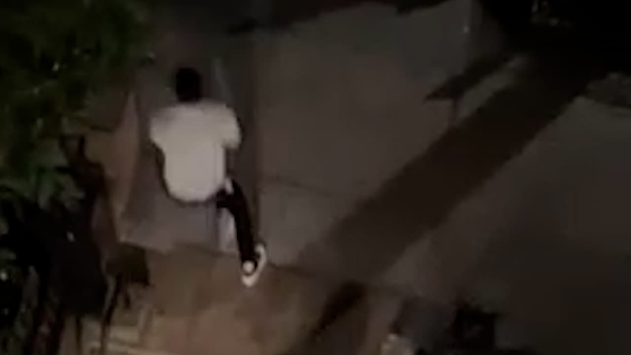 El Departamento de Policía busca también el paradero de un sospechoso acusado de intentar violar a una mujer el pasado 20 de julio.