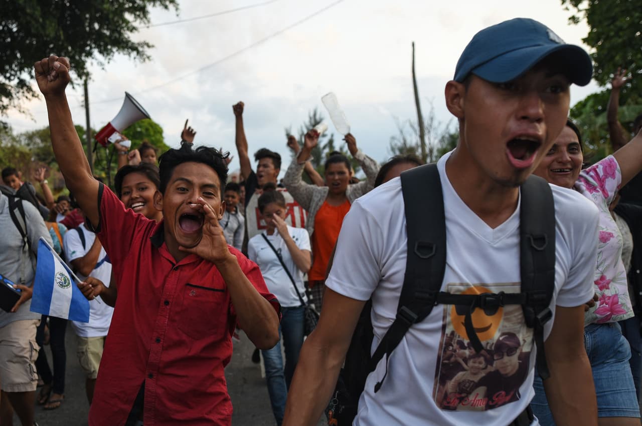 Los migrantes centroamericanos continúan en el estado sureño de Oaxaca. Luego que el presidente Donald Trump presionara al gobierno de México, muchos viajentes se comprometieron a continuar su viaje manteniendo la esperanza de llegar al norte.