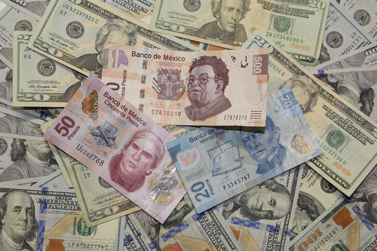 'Súper peso': Por qué valen menos los dólares de las familias receptoras de remesas en México
