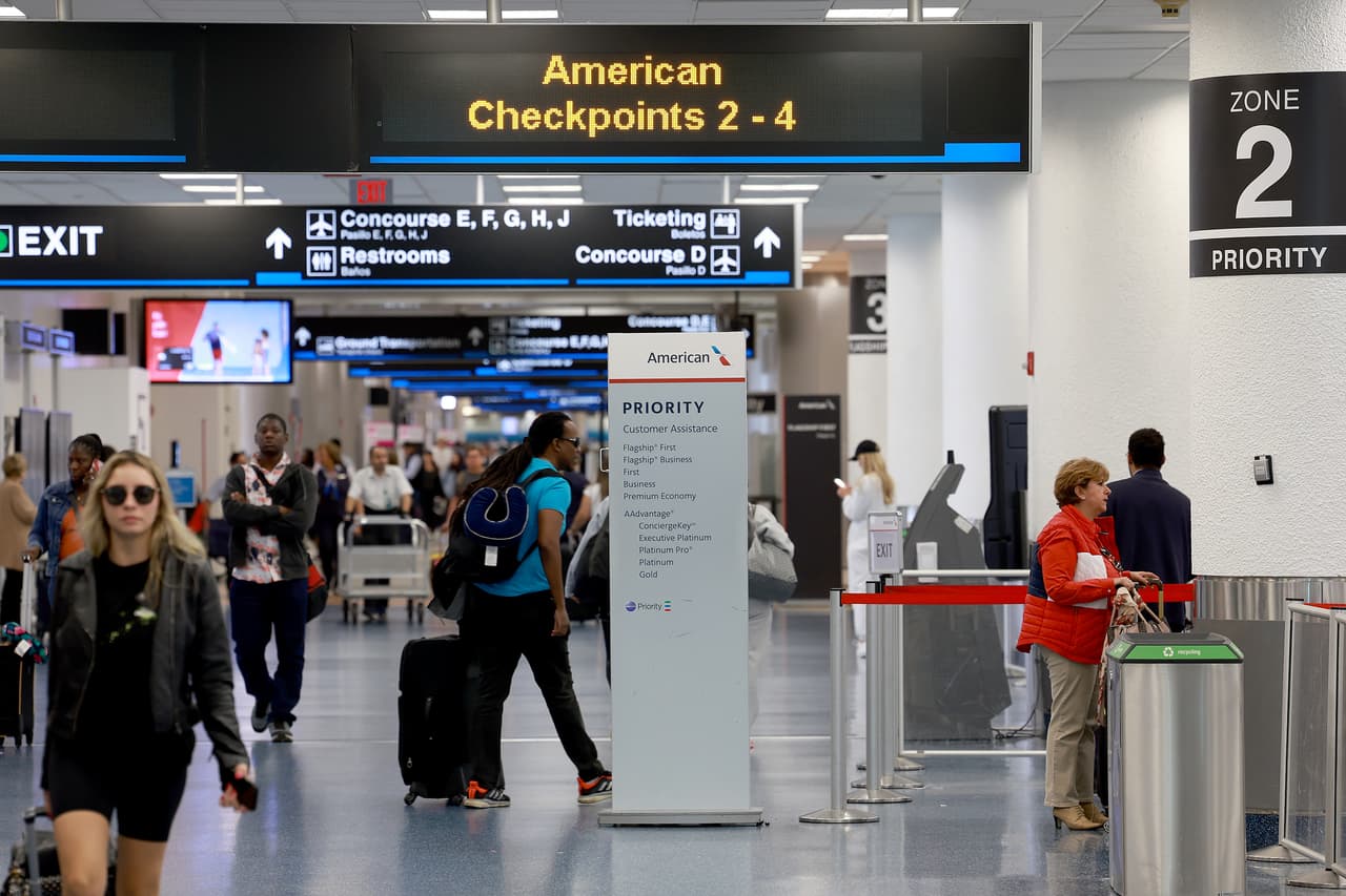Casos de Dengue de personas que hicieron viajes internacionales: Durante estas fechas se informaron 14. En total, en el 2023 se han reportado 204 casos de esta enfermedad relacionados con viajes.