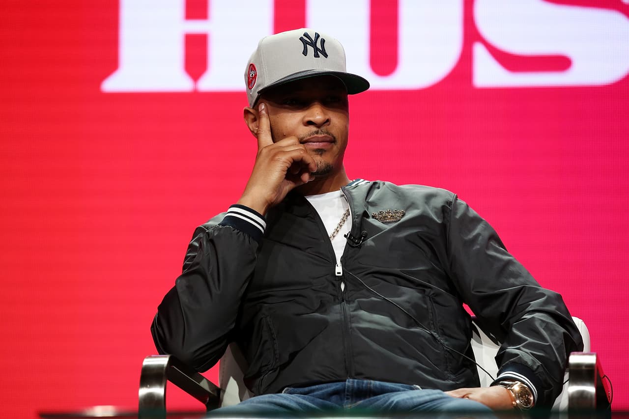 El rapero T.I. muestra a Melania Trump como una striper y la Casa Blanca pide boicotear el video