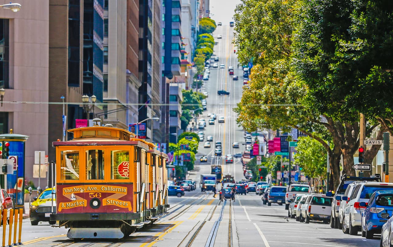 En 2014 San Francisco pasó una Carta de los Derechos de los Trabajadores en Tiendas Minoristas.