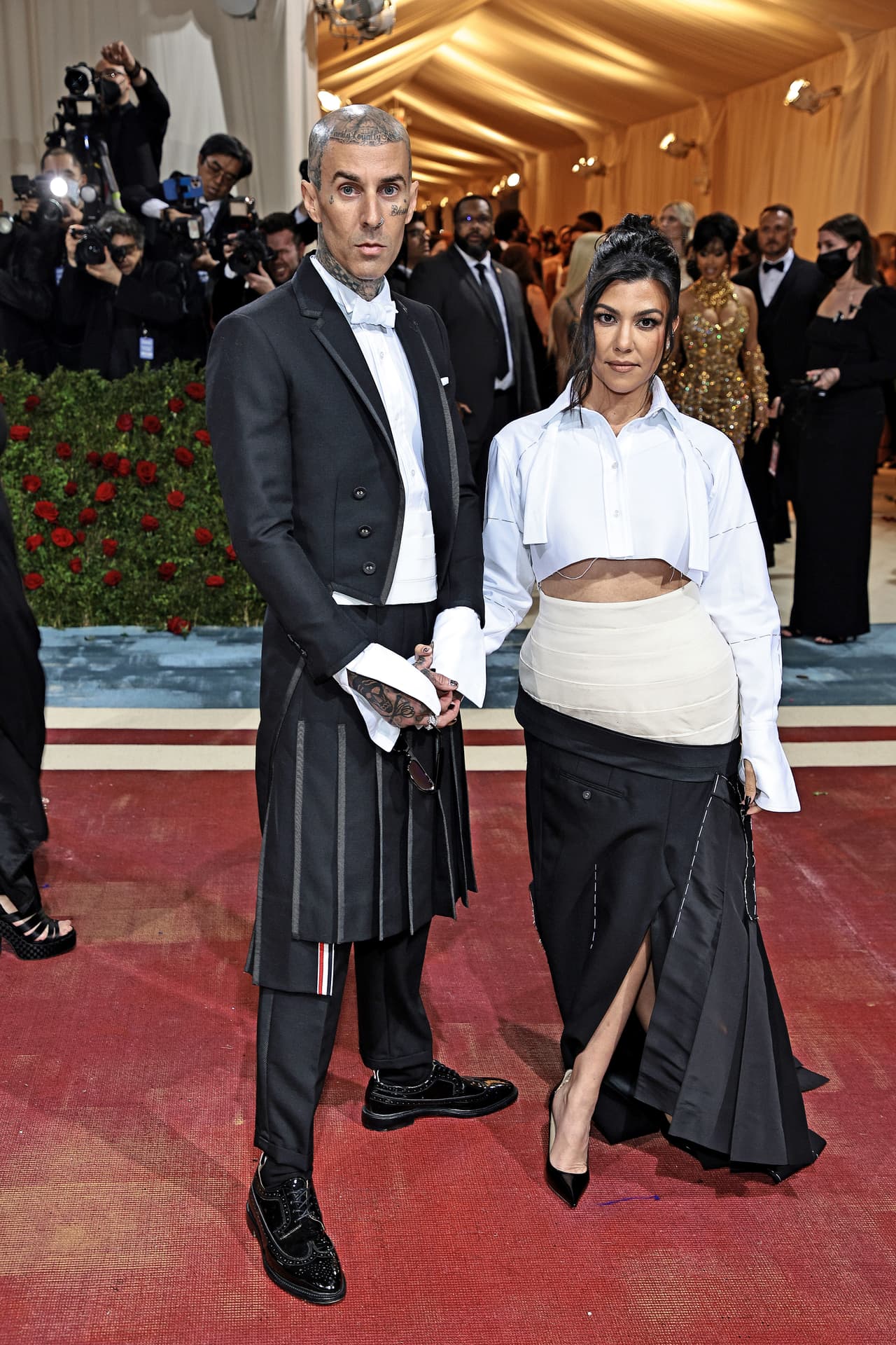 "Queremos que nuestros hijos también se sientan realmente cómodos y ellos han vivido en sus casas toda su vida, en su mayor parte, y cada uno tiene sus habitaciones. Y ahora estamos a una manzana de distancia", agregó la hija de Kris Jenner.