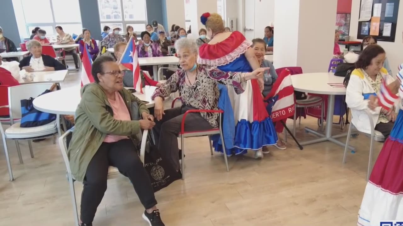 Luego de una inversión de $18 millones para mejorar su estructura, el centro comunitario ‘Grand Street Settlement’ en el Lower East Side reabrió sus puertas a los adultos mayores. El centro ofrece clases de baile, cómputo y yoga para los jóvenes y niños. 
<b><a href="https://www.univision.com/local/nueva-york-wxtv/centro-actividades-adultos-mayores-manhattan" target="_blank">Revisa la información aquí. </a></b>