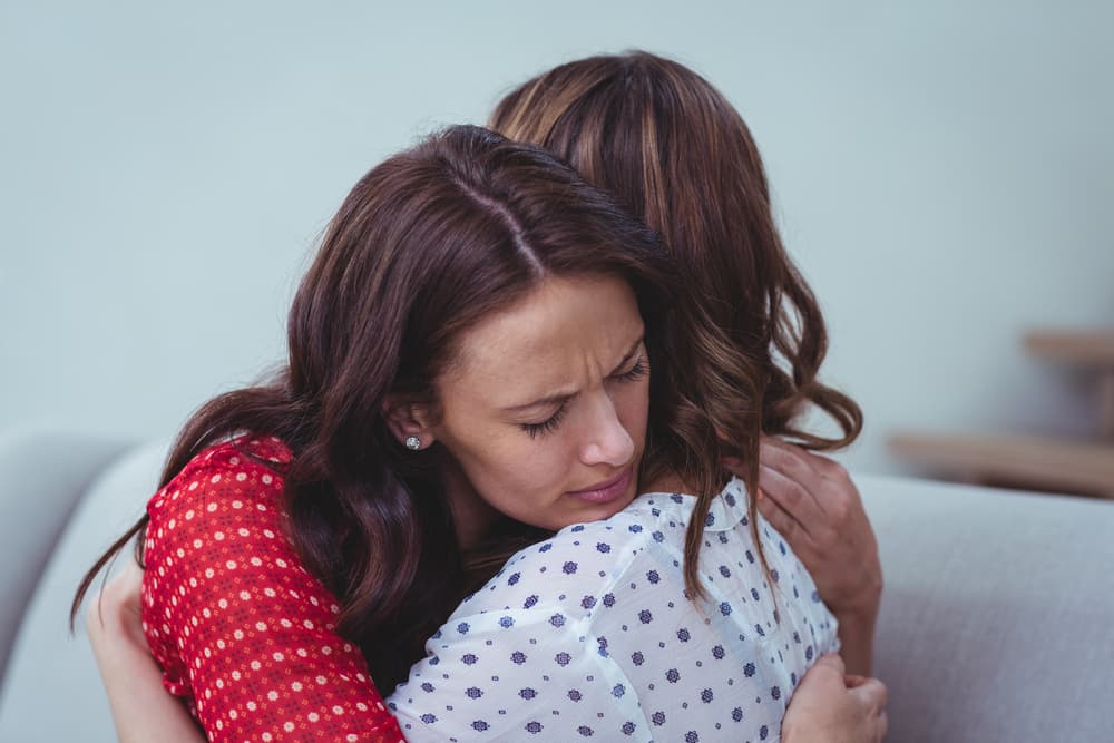 El paso del huracán te dará la oportunidad de valorar lo que realmente tienes y vale la pena, darte cuenta que las cosas materiales se pueden perder, pero lo otro, la vida, la familia, el amor, son valores que estarán ahí. Tomar lo que ocurra como una enseñanza un impulso para dedicar más tiempo a los tuyos y demostrar tu amor con calidez y gestos tiernos será el resultado de haber aprovechado bien el paso del huracán y no solamente haya sido un evento catastrófico.