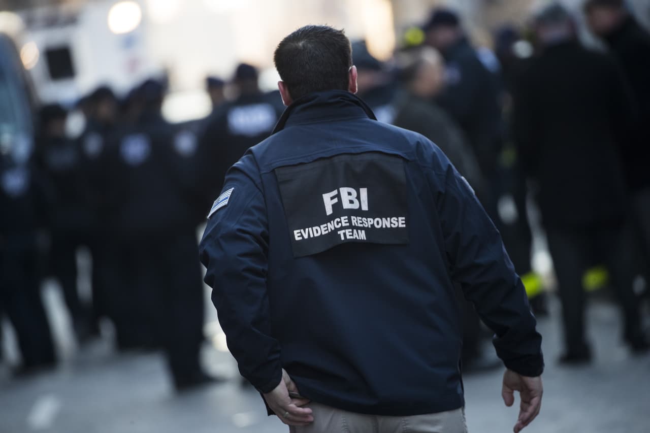 La "sociedad secreta" del FBI que quiere acabar con Trump: la nueva teoría conspirativa de los republicanos