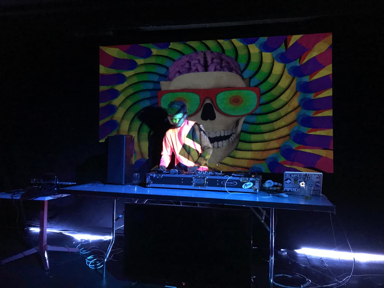 DJ Happy Colors.