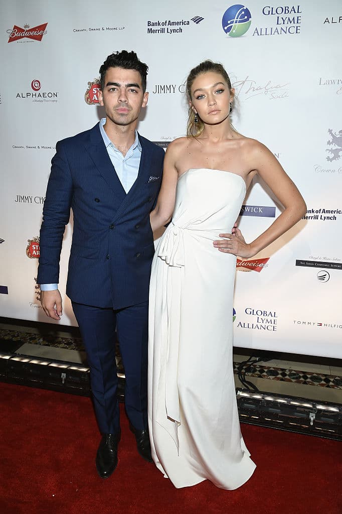<b>Gigi Hadid</b>
<br>La modelo tuvo un corto, pero intenso romance con 
<b>Joe Jonas</b> por algunos meses y, aunque parecían la pareja idonea, rompieron porque sus horarios afectaban su relación.
