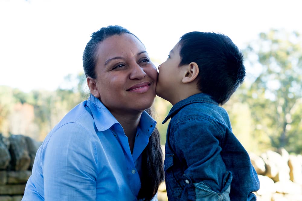 En su círculo interno, son personas muy protectoras de sus seres queridos, con gran instinto maternal. Son leales al 100% una vez que te has ganado su amor, cariño y respeto, y qué decir de sus allegados: los defenderán a muerte.