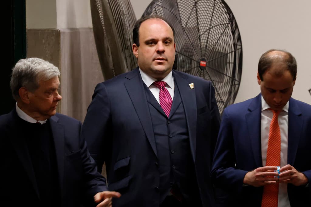 Ponen en la mira a un asesor de Trump señalado de pedir pagos a cambio de ofrecer cargos en el nuevo gobierno