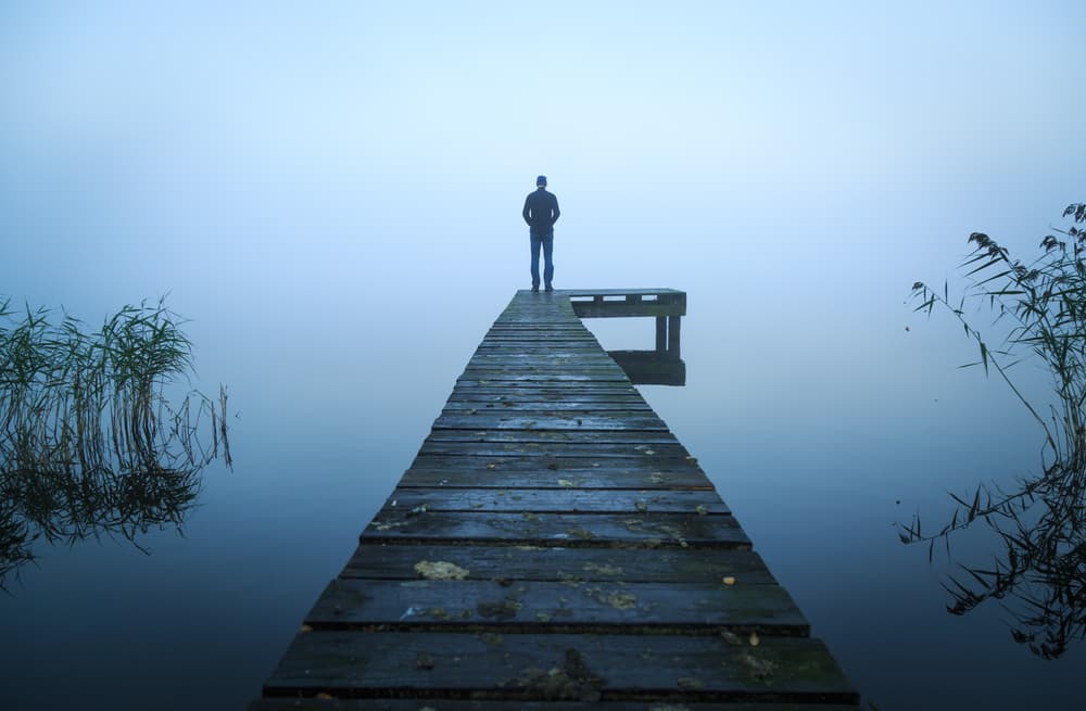 Estarás buscando más la soledad, para estar más tiempo contigo mismo. Eso no significa que te encierres en una cueva y evites las reuniones sociales, sino que precises más tiempo para estar a solas con tu ser interno y así analizar qué estás haciendo con tu vida. 
<br>