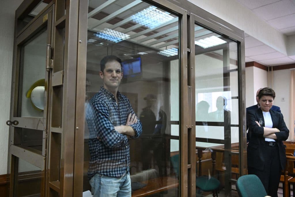 Evan Gershkovich: el corresponsal de 'The Wall Street Journal' detenido en Rusia comparece ante un tribunal de Moscú