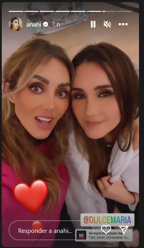 La ausencia de la cantante en la boda de Maite Perroni recrudeció los rumores, pero a horas de la noche de este domingo 20 de noviembre, sucedió el inesperado encuentro y con él, al parecer, el fin de las especulaciones. 
<br>