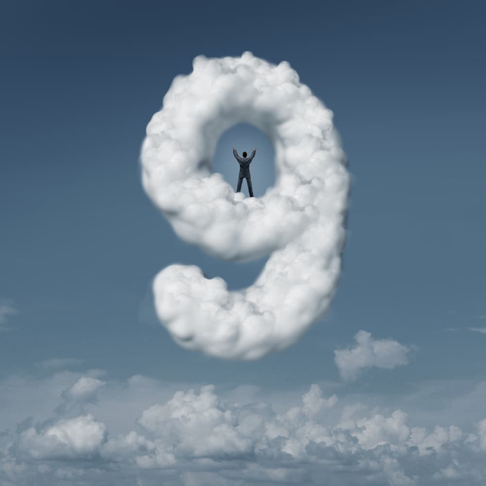De ahí que el 9 indica el final de algo que pudo haber comenzado hace mucho tiempo, inclusive años.
<br>Sin embargo, esto no significa que cuando llega el 9 se acaba todo, o se terminan relaciones pues no es así.