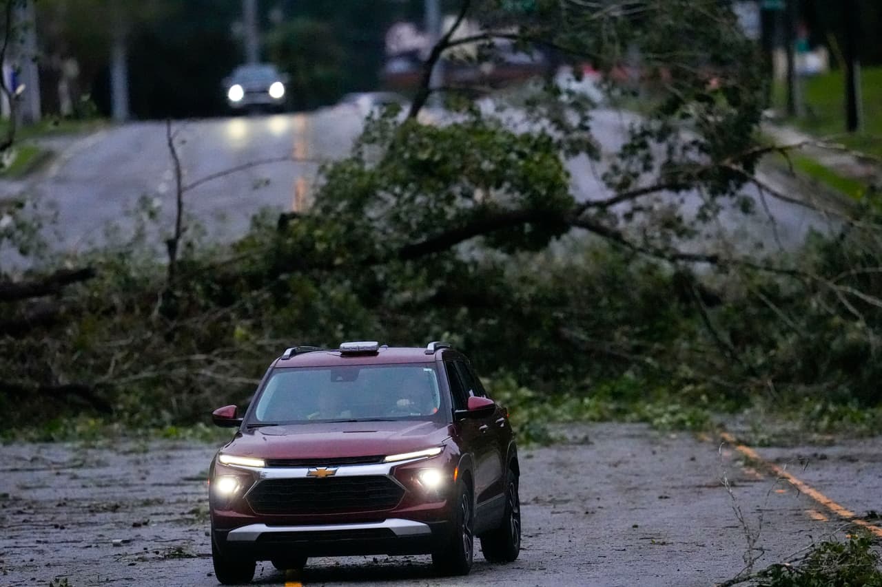 La mañana del viernes, había unos 
<b>cuatro millones de personas sin energía eléctrica </b>no solo en Georgia; también en Florida y las Carolinas.