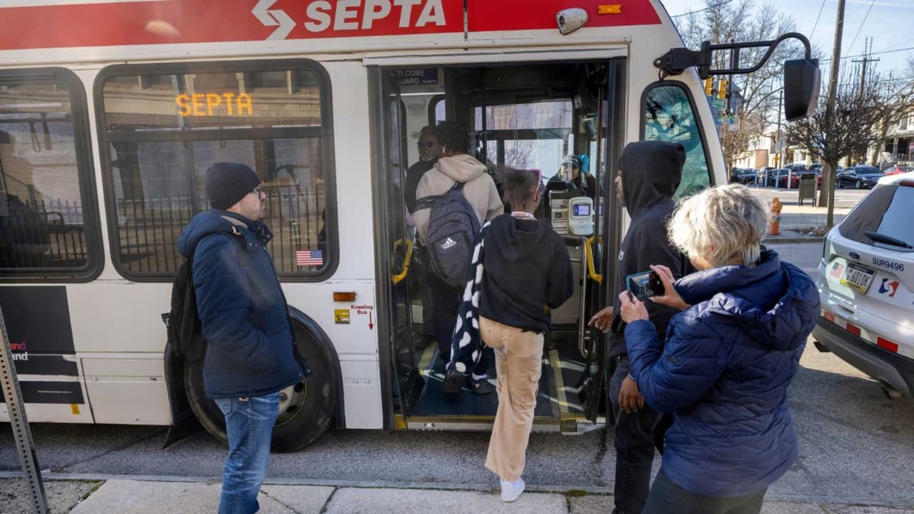  SEPTA advierte que el transporte escolar está en riesgo en Filadelfia