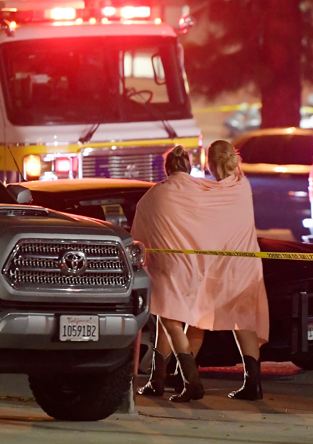 Las autoridades dijeron que los investigadores 
<b>no habían encontrado ningún tipo de rifle de asalto en el bar</b>.