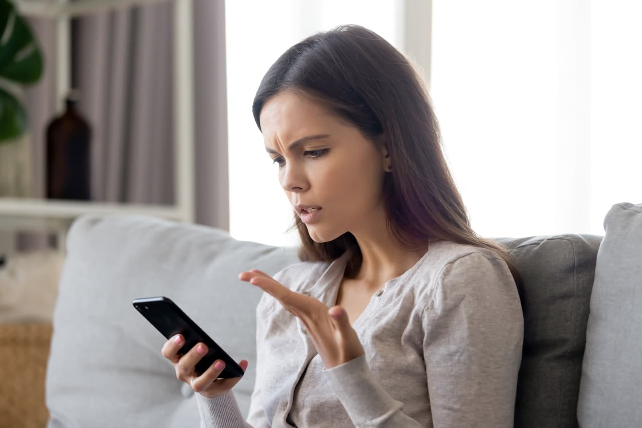 Tenga cuidado con realizar compras rápidas durante su desplazamiento por las redes sociales.
<br>