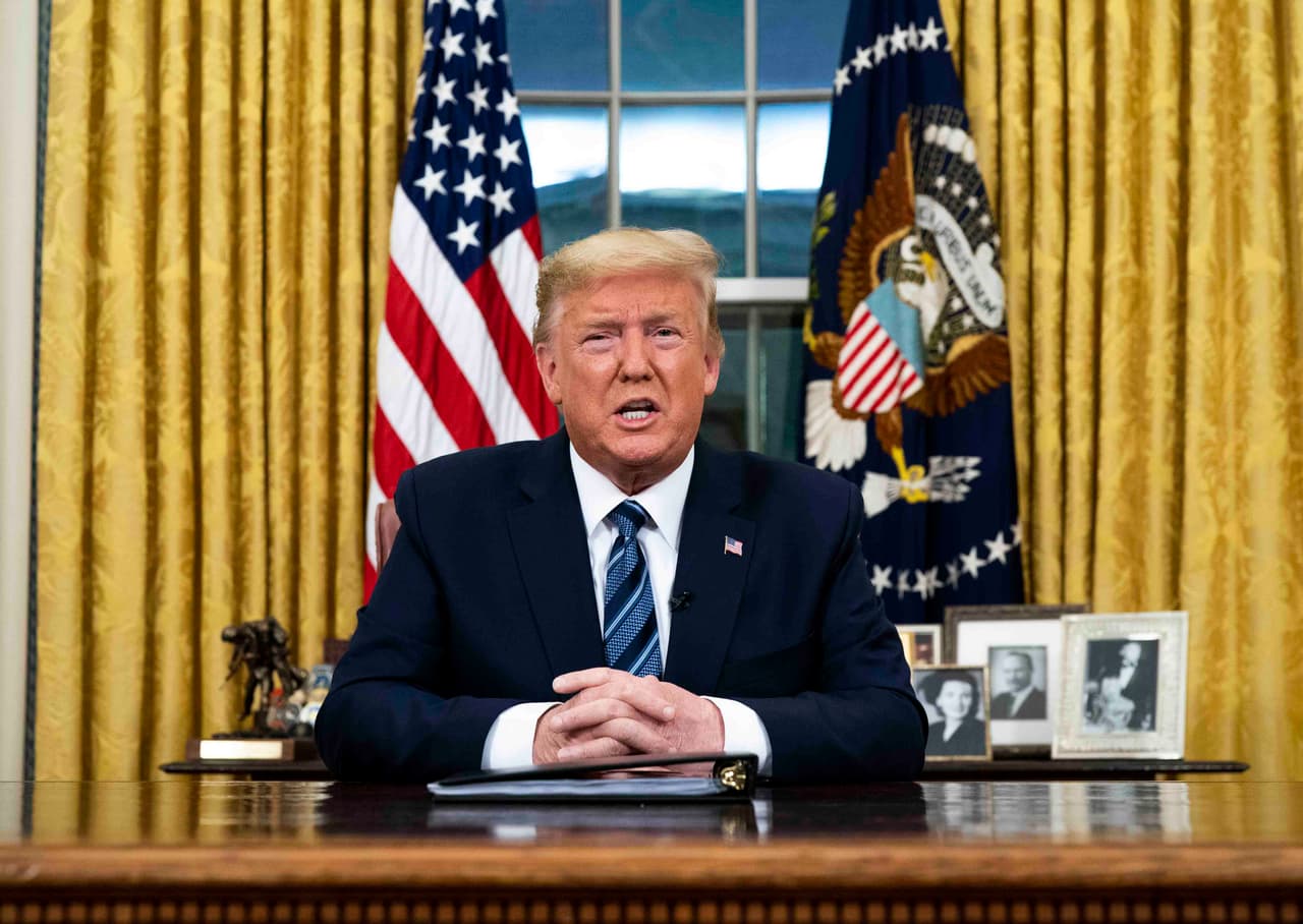 <b>Donald Trump, por su parte,</b> anunció que todos los viajes procedentes de Europa rumbo a Estados Unidos serán cancelados durante un mes.