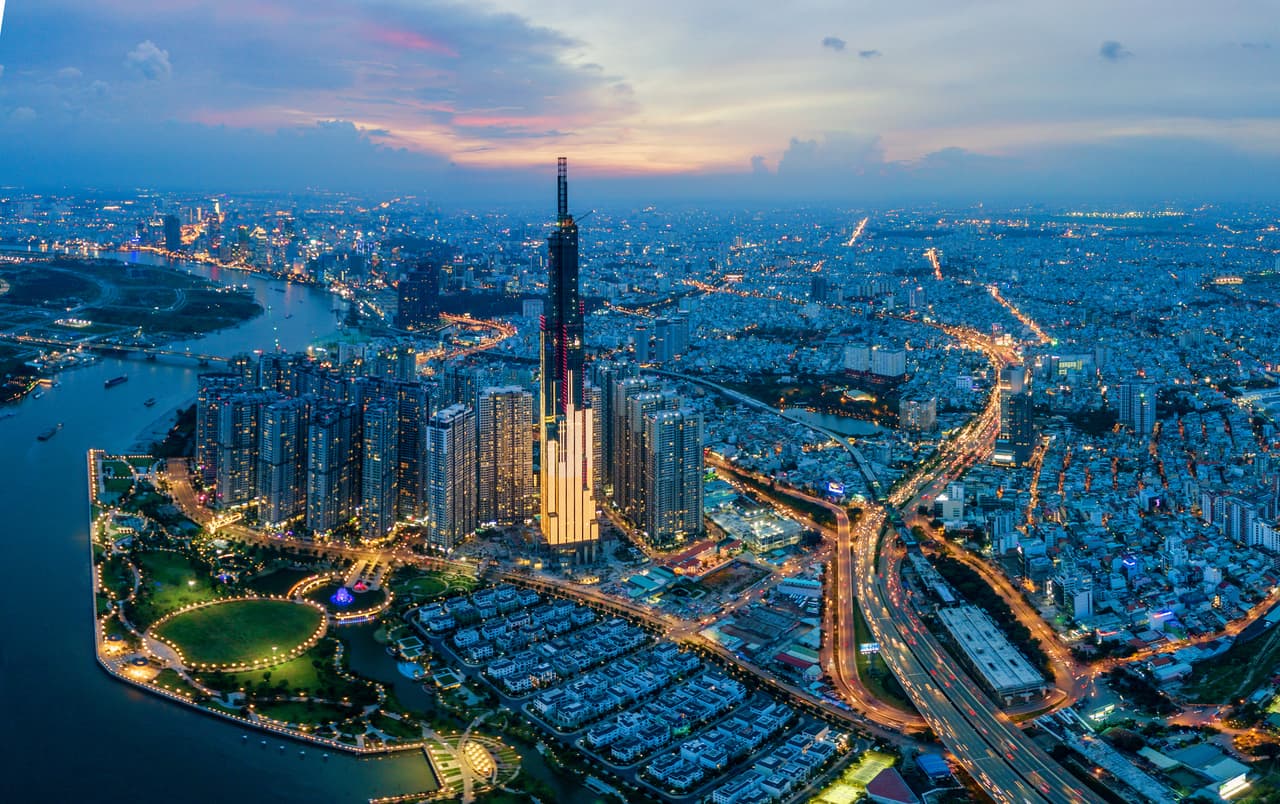 <h3 class="cms-H3-H3">7. Vietnam</h3>
<br>
<br>Mientras que en EEUU el 36% de los empleados que ganan sueldos de 100,000 dólares o más dicen vivir al día, esta situación cambia drásticamente en otros destinos donde, incluso, hay un clima mejor. 
<br>
<br>